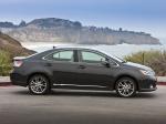 Lexus HS250h 2009 года